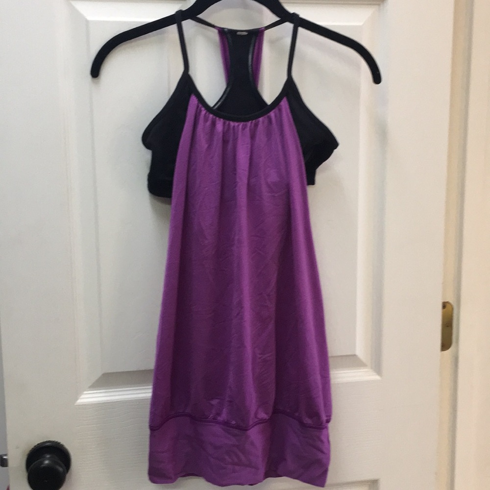 Lululemon tank size 4